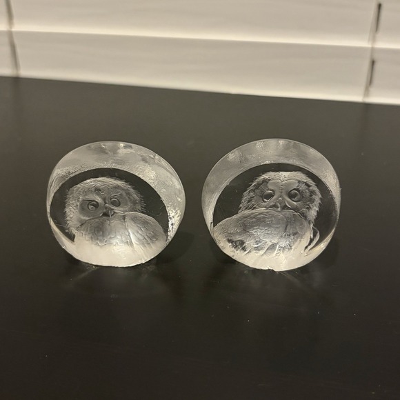 Two Signed Mats Jonasson Full Lead Crystal Owl Paperweights Sweden Home Decor - Picture 2 of 7
